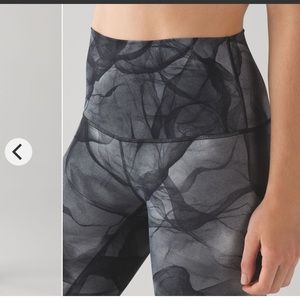 Lululemon Wunder Under High Rise Pant Size 4